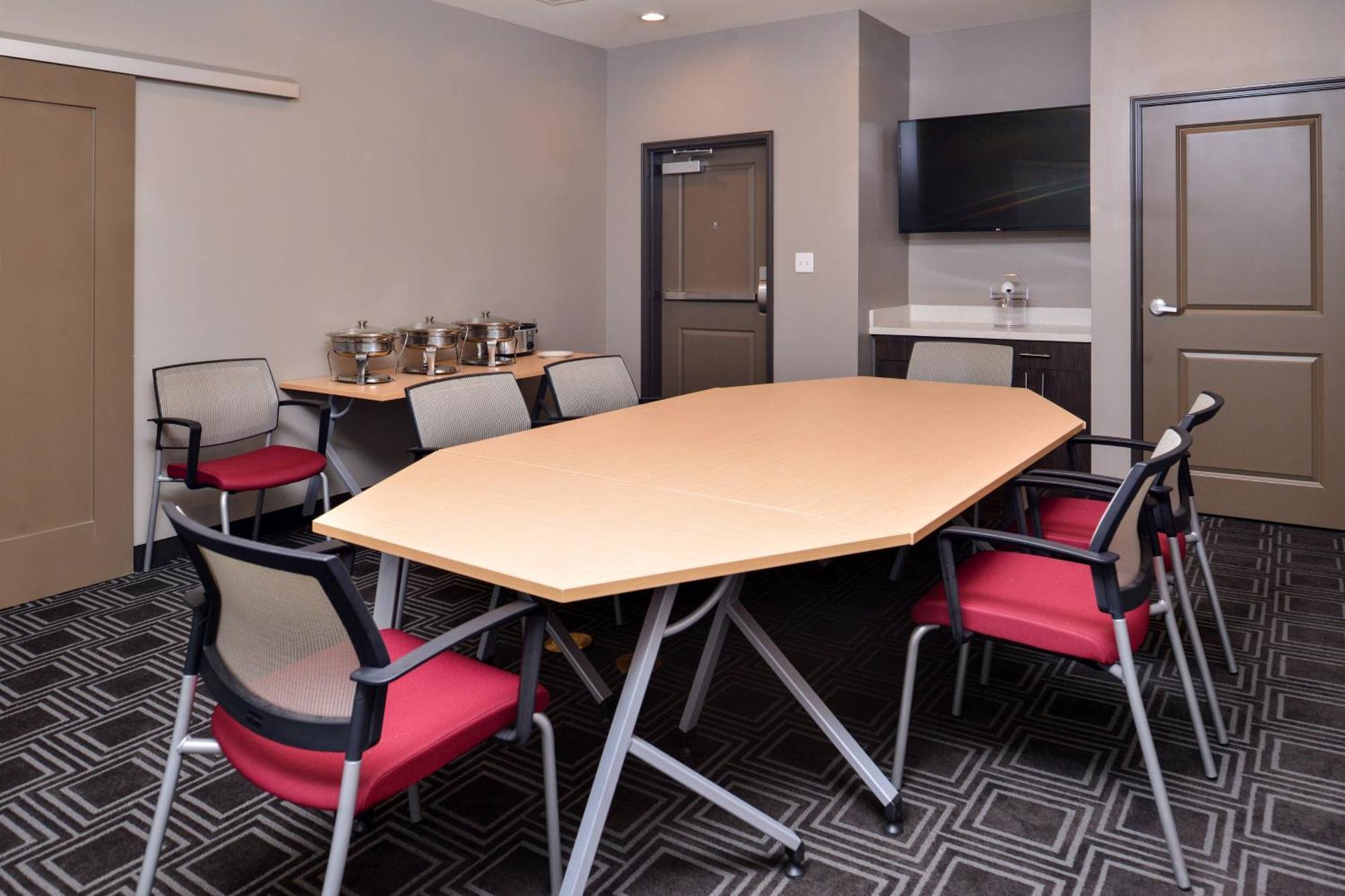 Towneplace Suites By Marriott Laplace Esterno foto
