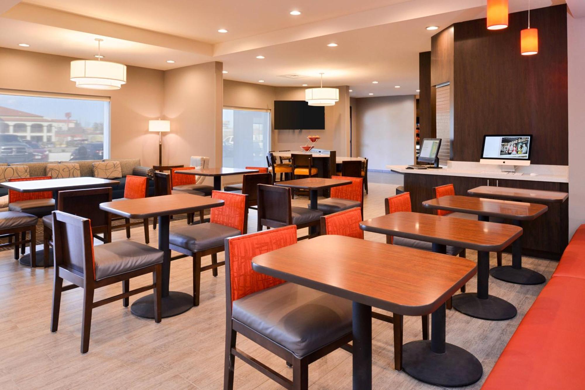 Towneplace Suites By Marriott Laplace Esterno foto