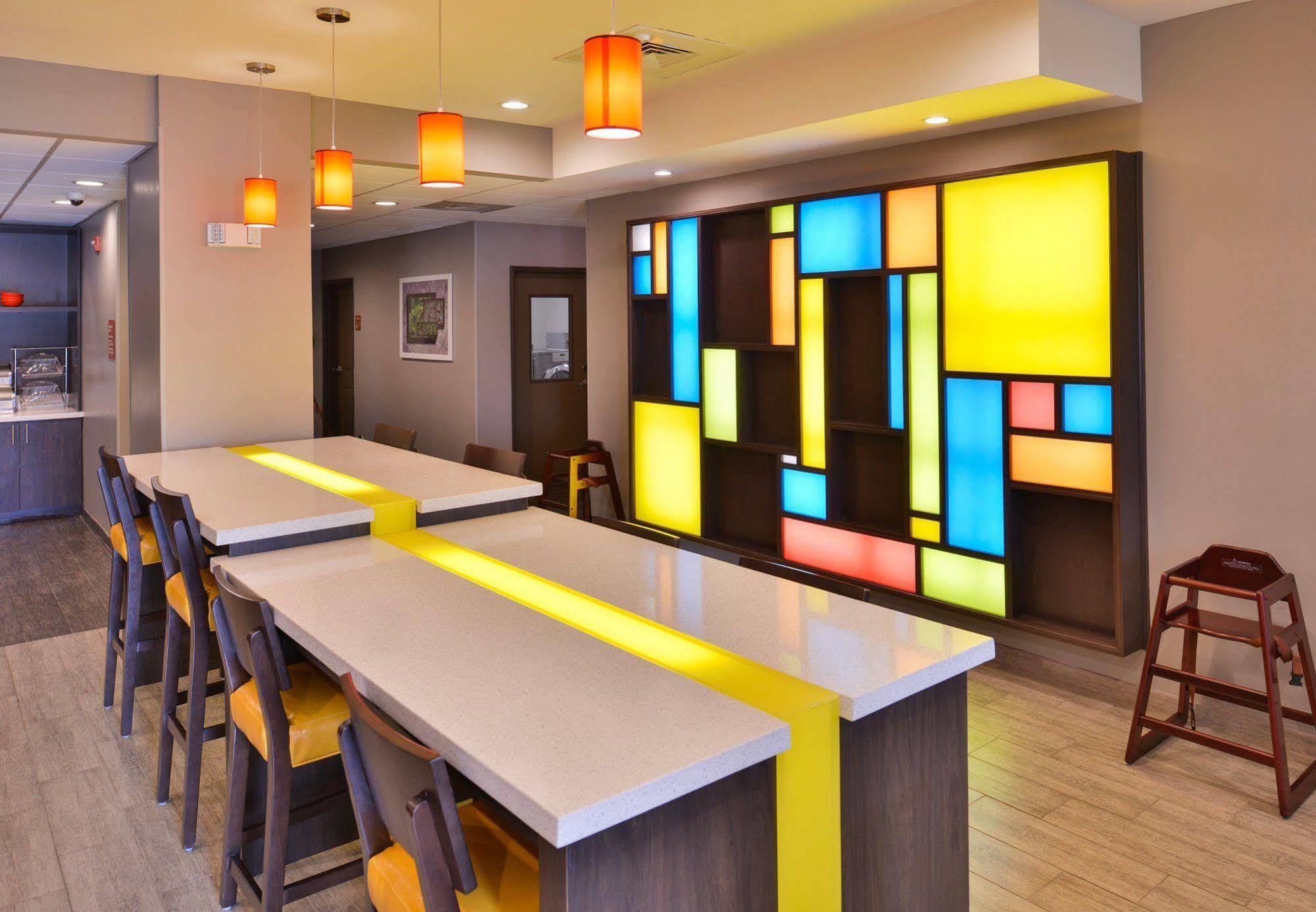 Towneplace Suites By Marriott Laplace Esterno foto